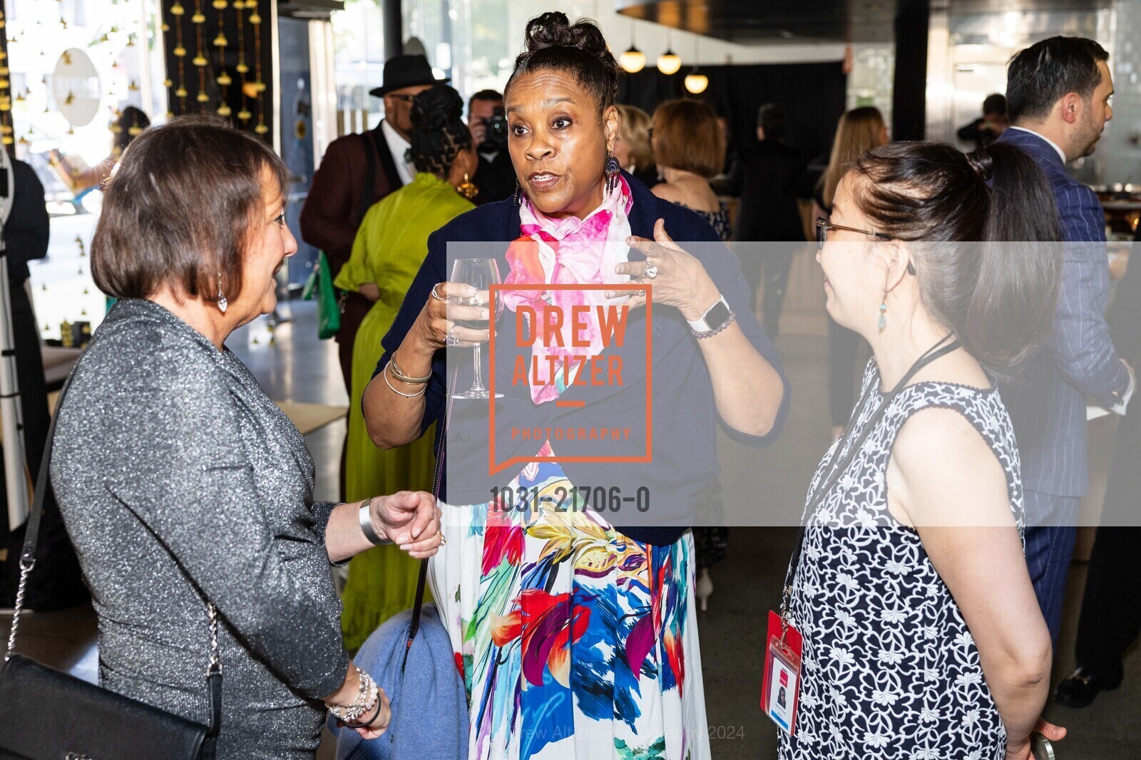 Lily Schwartz, Nashormeh Lindo, Yafonne Chen, SFJAZZ Gala 2024 Honoring Patti Austin, SFJAZZ. 201 Franklin St, San Francisco, CA 94102, United States, May 9th, 2024, Photo #1031-21706-0 Lily Schwartz, Nashormeh Lindo, Yafonne Chen, Photo #1031-21706-0
