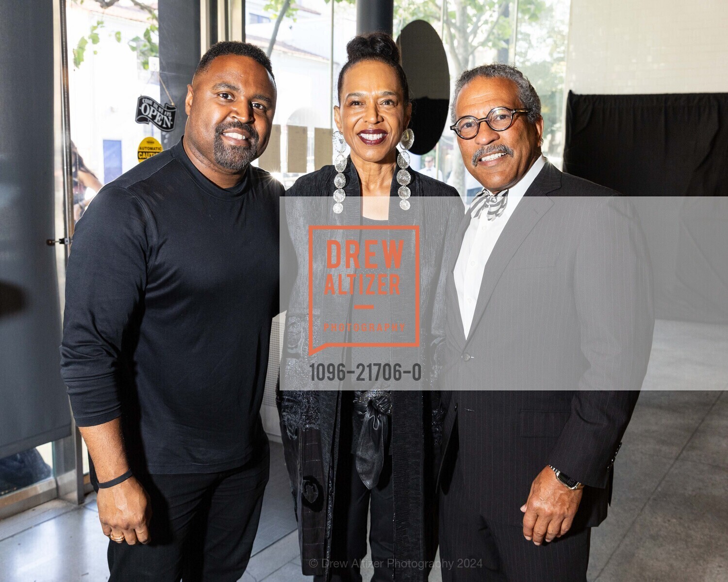 Kendrick Scott, Nicole Wright, David Francis, Photo #1096-21706-0