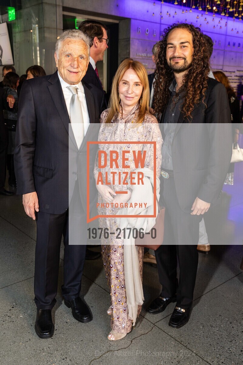 Moses Libitzky, Lisa Pritzker, Adam Swig, SFJAZZ Gala 2024 Honoring Patti Austin, SFJAZZ. 201 Franklin St, San Francisco, CA 94102, United States, May 9th, 2024, Photo #1976-21706-0 Moses Libitzky, Lisa Pritzker, Adam Swig, Photo #1976-21706-0