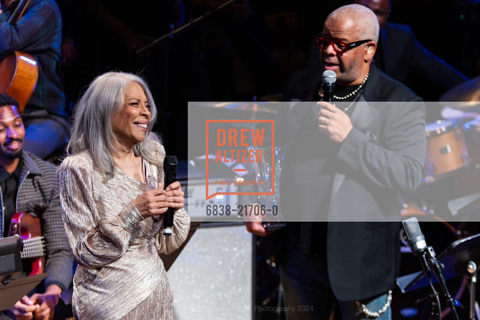 Patti Austin, Terence Blanchard, SFJAZZ Gala 2024 Honoring Patti Austin, SFJAZZ. 201 Franklin St, San Francisco, CA 94102, United States, May 9th, 2024, Photo #6838-21706-0 Patti Austin, Terence Blanchard, Photo #6838-21706-0