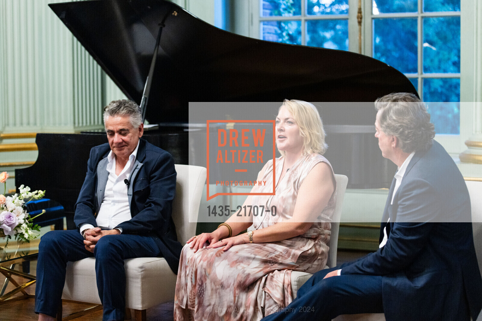 Gerardo Ceballos, Samantha Campbell, Jeff Morgan, Global Conservation Panel Discussion with ABC News Correspondent Bob Woodruff, Filoli Historic House & Garden. 86 Cañada Road, Woodside, CA 94062, May 9th, 2024, Photo #1435-21707-0 Gerardo Ceballos, Samantha Campbell, Jeff Morgan, Photo #1435-21707-0