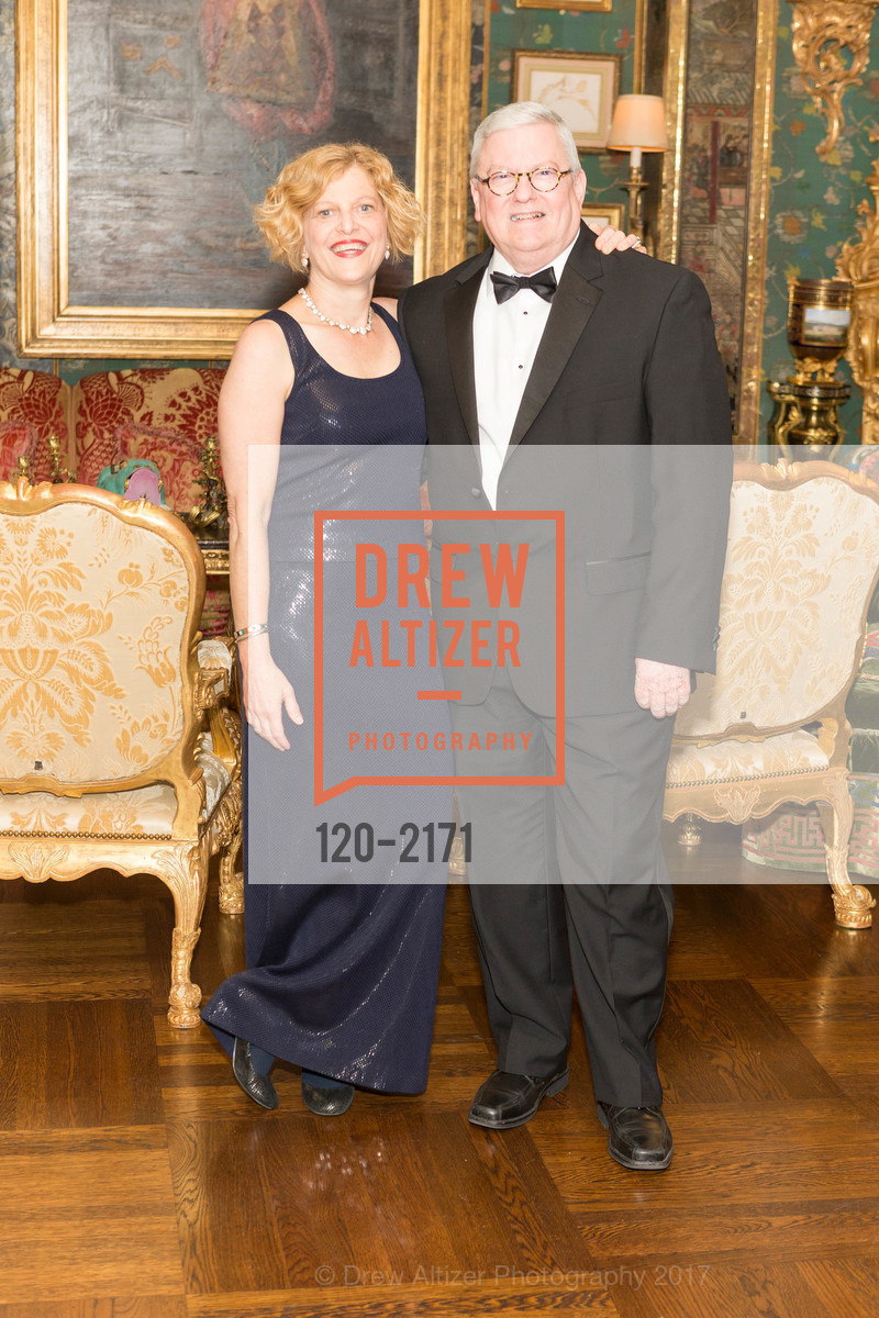 Carey Perloff, Craig Slaight, Gordon and Ann Getty Host Craig Slaight's Retirement from ACT, Private Residence, May 8th, 2017, Photo #120-2171 Carey Perloff, Craig Slaight, Photo #120-2171