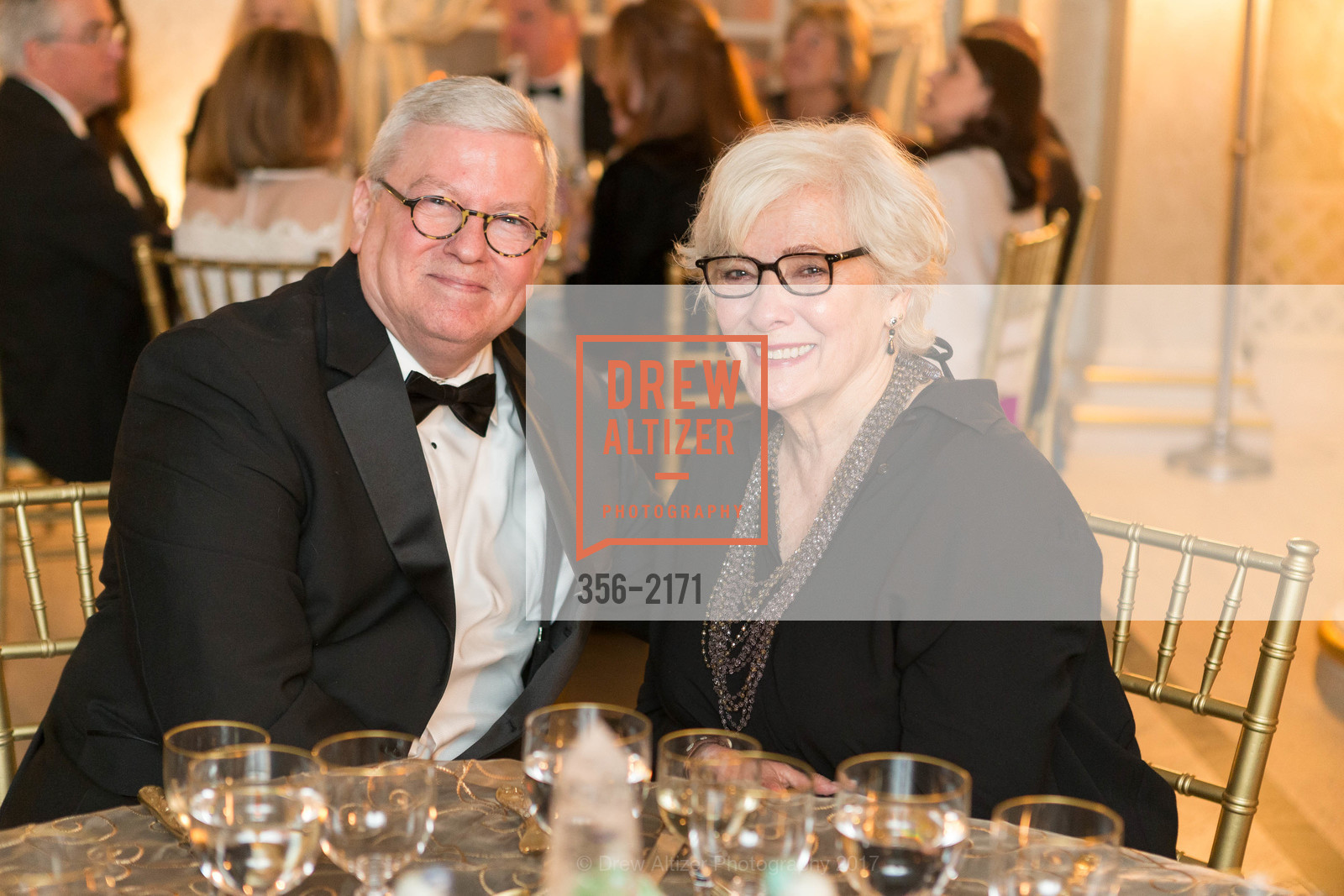 Craig Slaight, Betty Lynn Buckley, Gordon and Ann Getty Host Craig Slaight's Retirement from ACT, Private Residence, May 8th, 2017, Photo #356-2171 Craig Slaight, Betty Lynn Buckley, Photo #356-2171