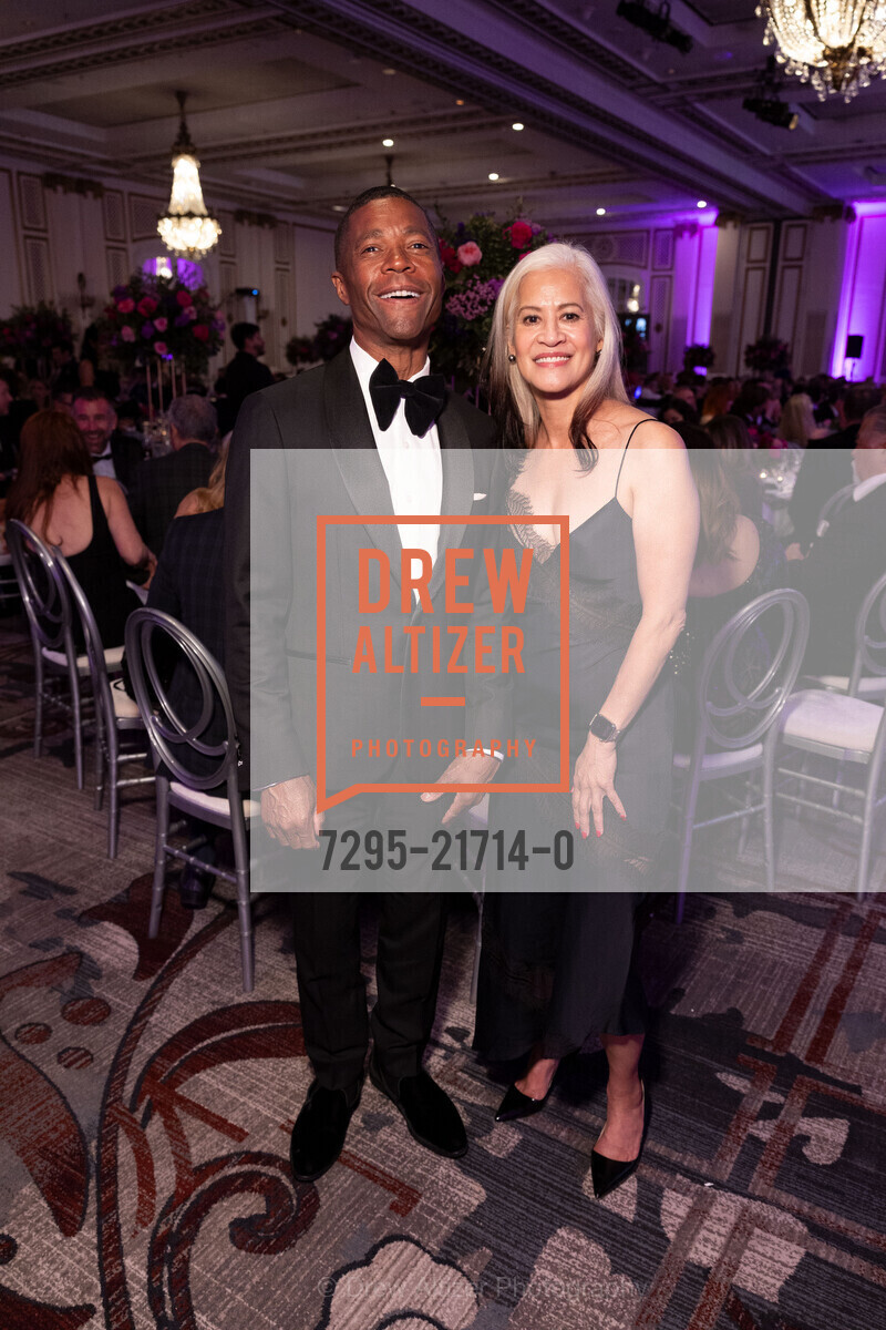 Derek Smith, Tracy Nielsen, RAPHAEL HOUSE’S Black & White Gala, Palace Hotel, a Luxury Collection Hotel. 2 New Montgomery St, SF, CA 94105 US, Photo #7295-21714-0 Derek Smith, Tracy Nielsen, Photo #7295-21714-0