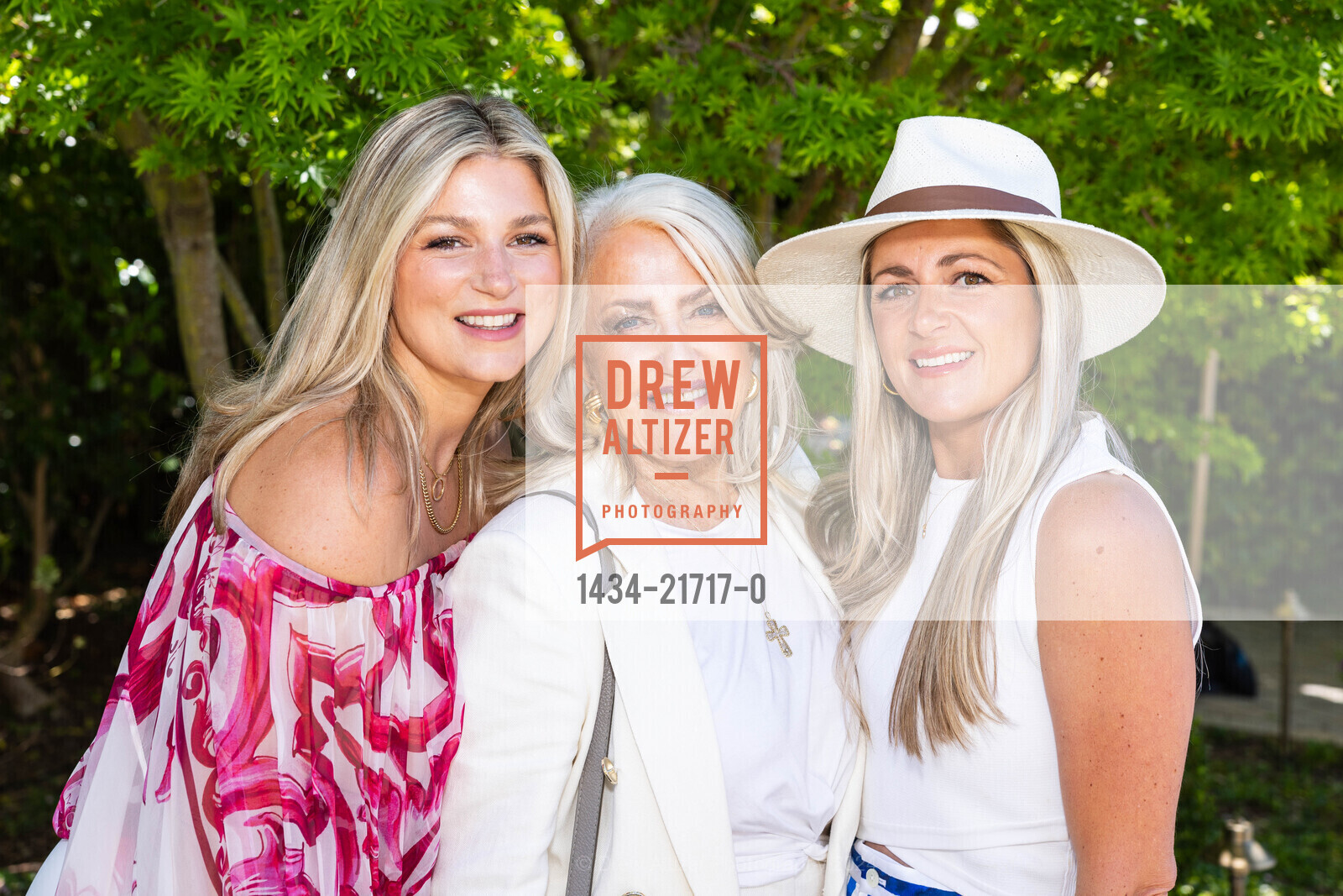 Ali Davis, Maureen Gilmartin, Daniella Matteucci, PARCA Auxiliary Annual Luncheon, Private Residence, May 15th, 2024, Photo #1434-21717-0 Ali Davis, Maureen Gilmartin, Daniella Matteucci, Photo #1434-21717-0