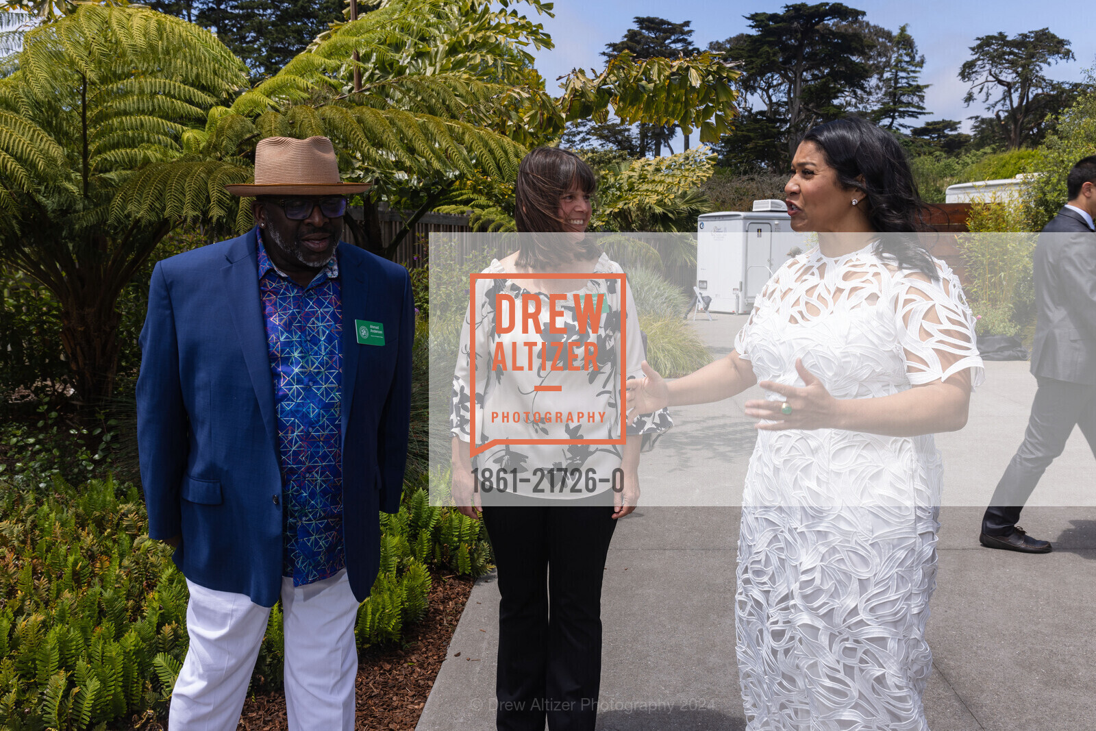 Ahmad Anderson, Stephanie Linder, London Breed, GALA FOR THE GARDENS Benefiting the Gardens of Golden Gate Park, San Francisco Botanical Garden. 1199 9th Ave, San Francisco, CA 94122, United States, May 18th, 2024, Photo #1861-21726-0 Ahmad Anderson, Stephanie Linder, London Breed, Photo #1861-21726-0