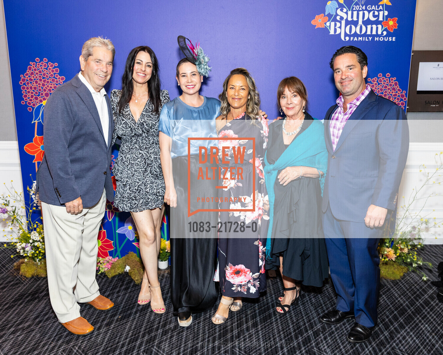 Tony Egan, Molly Barrango, Natalie Hyland, Rachelle Egan, Carol Egan, Danny Egan, Family House's 2024 Gala, The Ritz-Carlton, San Francisco. 600 Stockton St, SF, CA 94108 US, May 18th, 2024, Photo #1083-21728-0 Tony Egan, Molly Barrango, Natalie Hyland, Rachelle Egan, Carol Egan, Danny Egan, Photo #1083-21728-0
