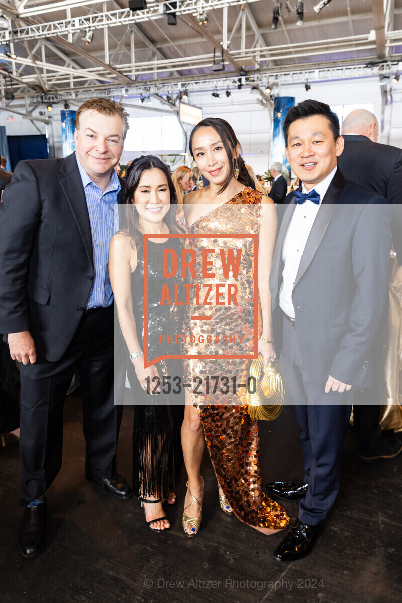 Jake Seid, Xuan-Thu Seid, Leah Ryou, Eddie Cha, Meals on Wheels 36th Annual STAR CHEFS & VINTNERS GALA 2024, Festival Pavilion. Landmark Building C, SF, CA 94123 US, May 19th, 2024, Photo #1253-21731-0 Jake Seid, Xuan-Thu Seid, Leah Ryou, Eddie Cha, Photo #1253-21731-0