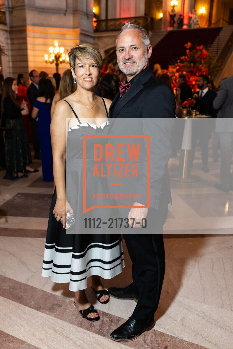 Hailey Newhouse, Andy Menke, Humankindness Gala, San Francisco City Hall. 1 Dr Carlton B Goodlett Pl, SF, CA 94102 US, May 22nd, 2024, Photo #1112-21737-0 Hailey Newhouse, Andy Menke, Photo #1112-21737-0