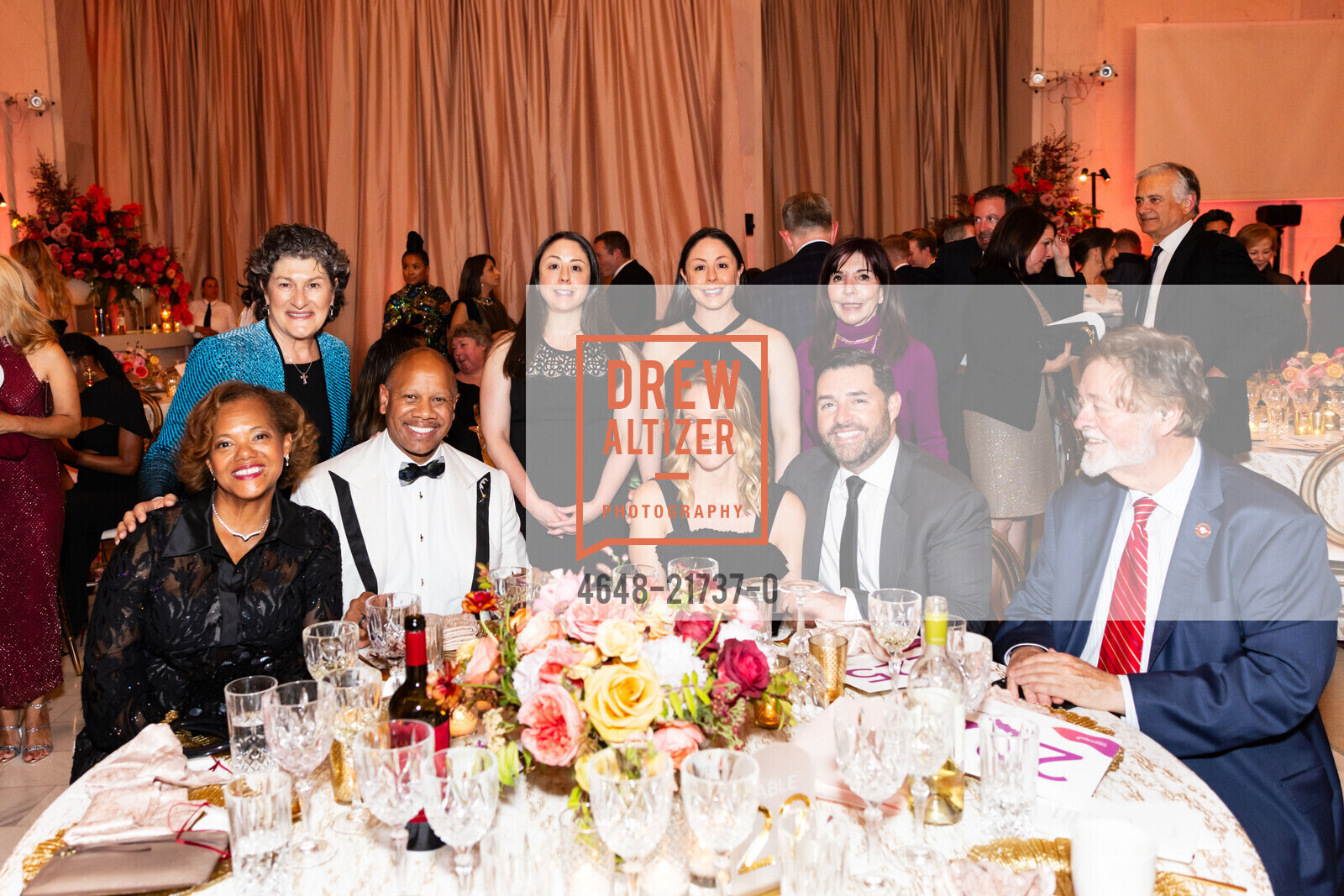 Cathy Lassiter, Sister Mary Haddad, Wright Lassiter III, Mara York, Jenna York, Danielle York, Denise DeBartolo York, Jed York, John York, Humankindness Gala, San Francisco City Hall. 1 Dr Carlton B Goodlett Pl, SF, CA 94102 US, May 22nd, 2024, Photo #4648-21737-0 Cathy Lassiter, Sister Mary Haddad, Wright Lassiter III, Mara York, Jenna York, Danielle York, Denise DeBartolo York, Jed York, John York, Photo #4648-21737-0