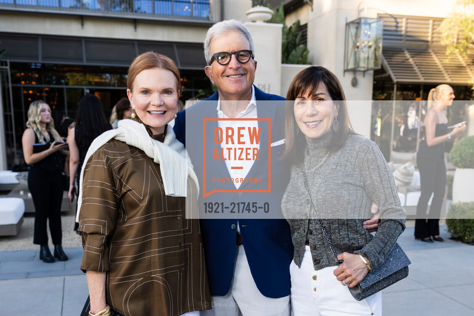 Jackie Jarve, Stephen Schatz, Lisa Schatz, RH Palo Alto Grand Opening Party, Restoration Hardward Palo Alto. 281 University Ave, Palo Alto, May 29th, 2024, Photo #1921-21745-0 Jackie Jarve, Stephen Schatz, Lisa Schatz, Photo #1921-21745-0