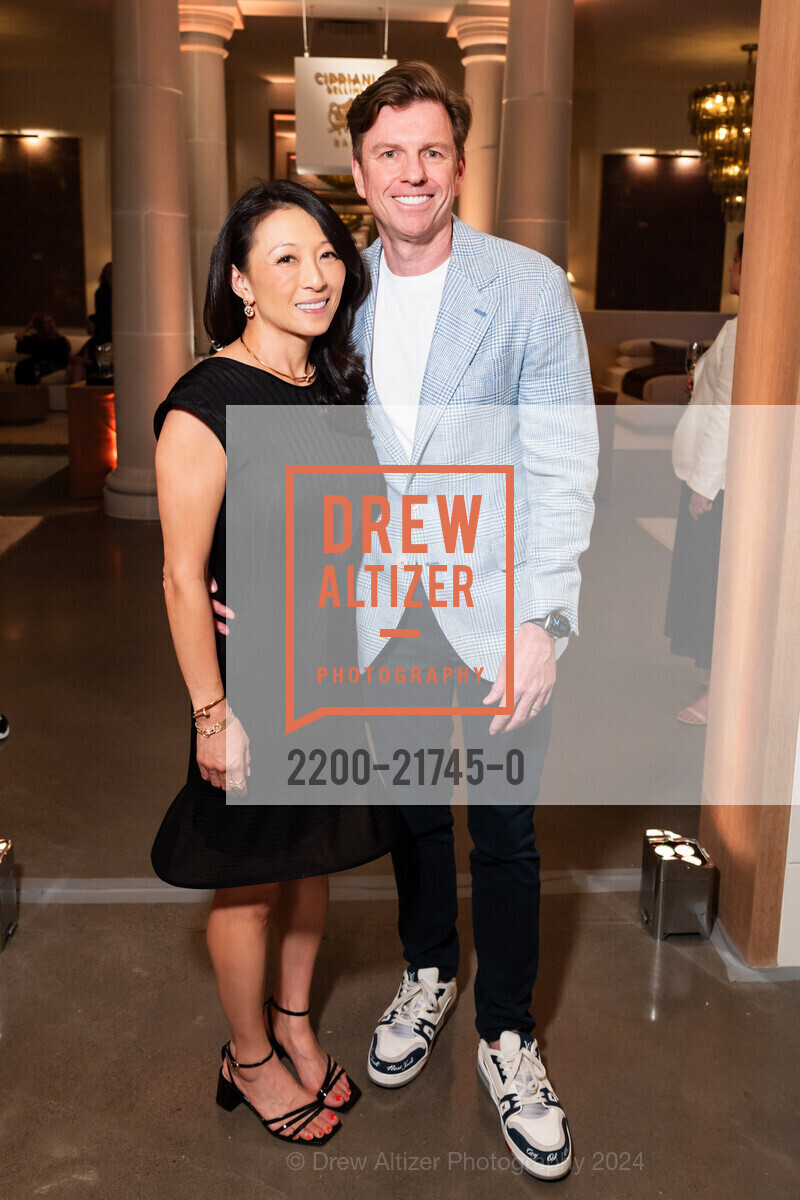 Cori Bates, Tony Bates, RH Palo Alto Grand Opening Party, Restoration Hardward Palo Alto. 281 University Ave, Palo Alto, May 29th, 2024, Photo #2200-21745-0 Cori Bates, Tony Bates, Photo #2200-21745-0