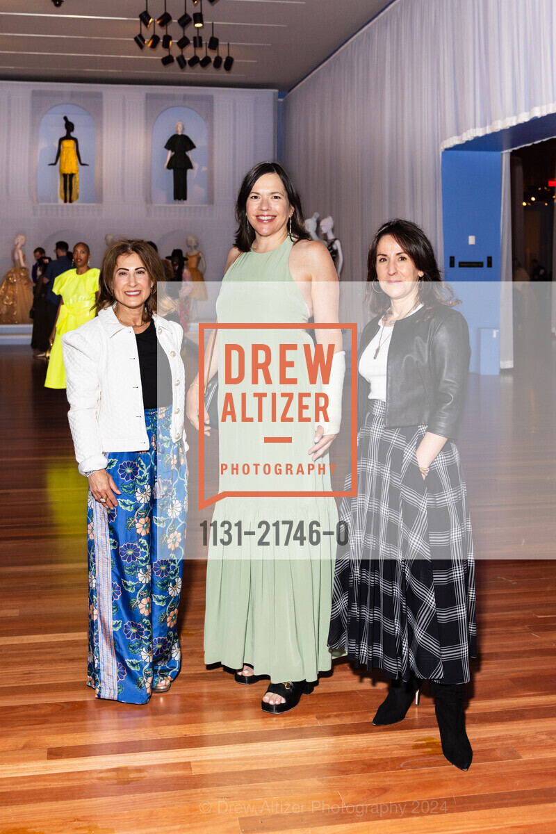 Saina Patton, Catherine Kevane, Eve Saltman, A Night at the Museum with Christopher John Rogers presented by McMullen, de Young Museum. 50 Hagiwara Tea Garden Dr, San Francisco, CA 94118 @ US, San Francisco, CA 94117 US, May 30th, 2024, Photo #1131-21746-0 Saina Patton, Catherine Kevane, Eve Saltman, Photo #1131-21746-0