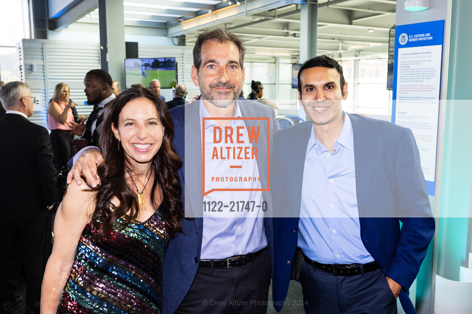 Tania Albukerk, Larry Albukerk, Ish Dugal, Challenged Athletes Foundation CELEBRATION OF HEART 2024 Gala, Pier 27, Upper-Level City View Room. The Embarcadero, SF, CA 94111 US, May 31st, 2024, Photo #1122-21747-0 Tania Albukerk, Larry Albukerk, Ish Dugal, Photo #1122-21747-0