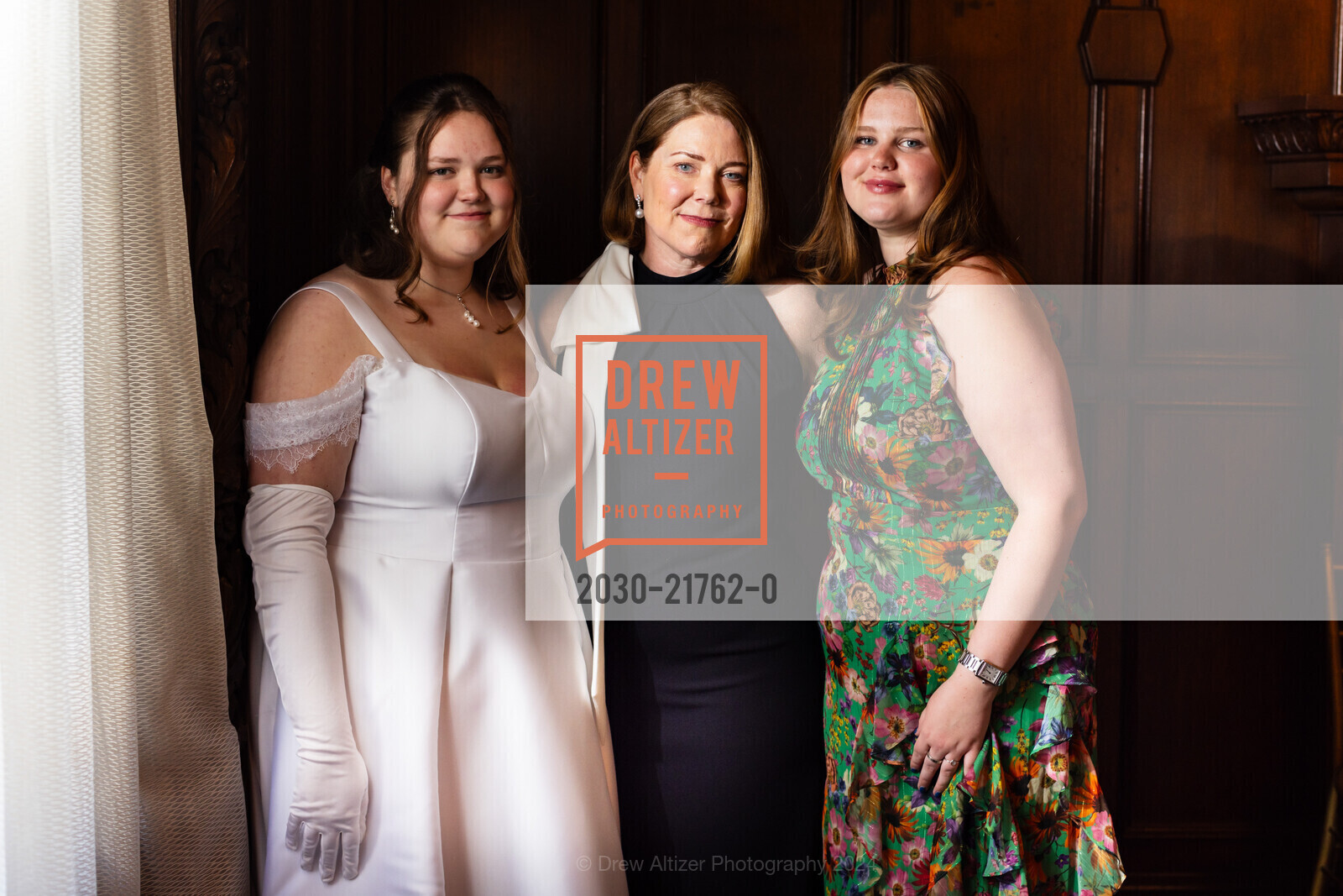 Lindsey Jane Bailey, Stephanie Bailey, Madeline Bailey, CPMC Debutante Ball 2024, The Westin St. Francis San Francisco on Union Square. 335 Powell St, SF, CA 94102 US, June 15th, 2024, Photo #2030-21762-0 Lindsey Jane Bailey, Stephanie Bailey, Madeline Bailey, Photo #2030-21762-0