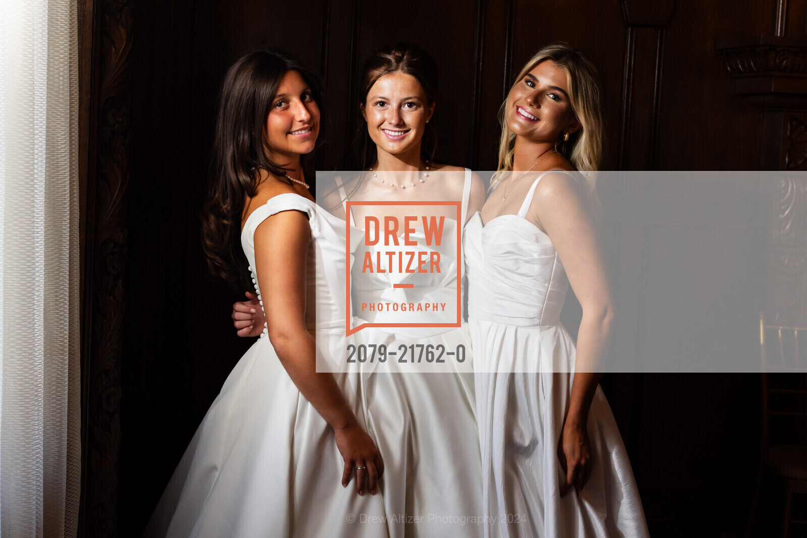 Alexandra Grace Nazzal, Elsa Maureen Nagel Holscher, Reilly Elizabeth Helmer, CPMC Debutante Ball 2024, The Westin St. Francis San Francisco on Union Square. 335 Powell St, SF, CA 94102 US, June 15th, 2024, Photo #2079-21762-0 Alexandra Grace Nazzal, Elsa Maureen Nagel Holscher, Reilly Elizabeth Helmer, Photo #2079-21762-0