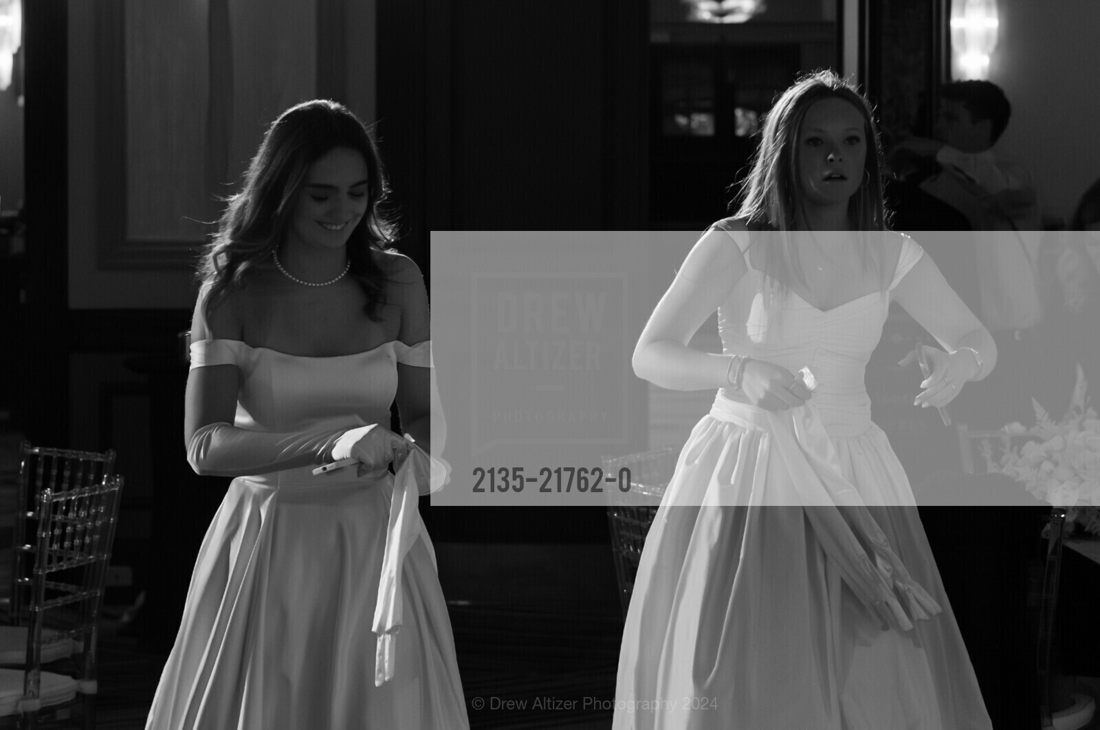 Logan Katherine Stern, Mitchell Fay Ladd, CPMC Debutante Ball 2024, The Westin St. Francis San Francisco on Union Square. 335 Powell St, SF, CA 94102 US, June 15th, 2024, Photo #2135-21762-0 Logan Katherine Stern, Mitchell Fay Ladd, Photo #2135-21762-0