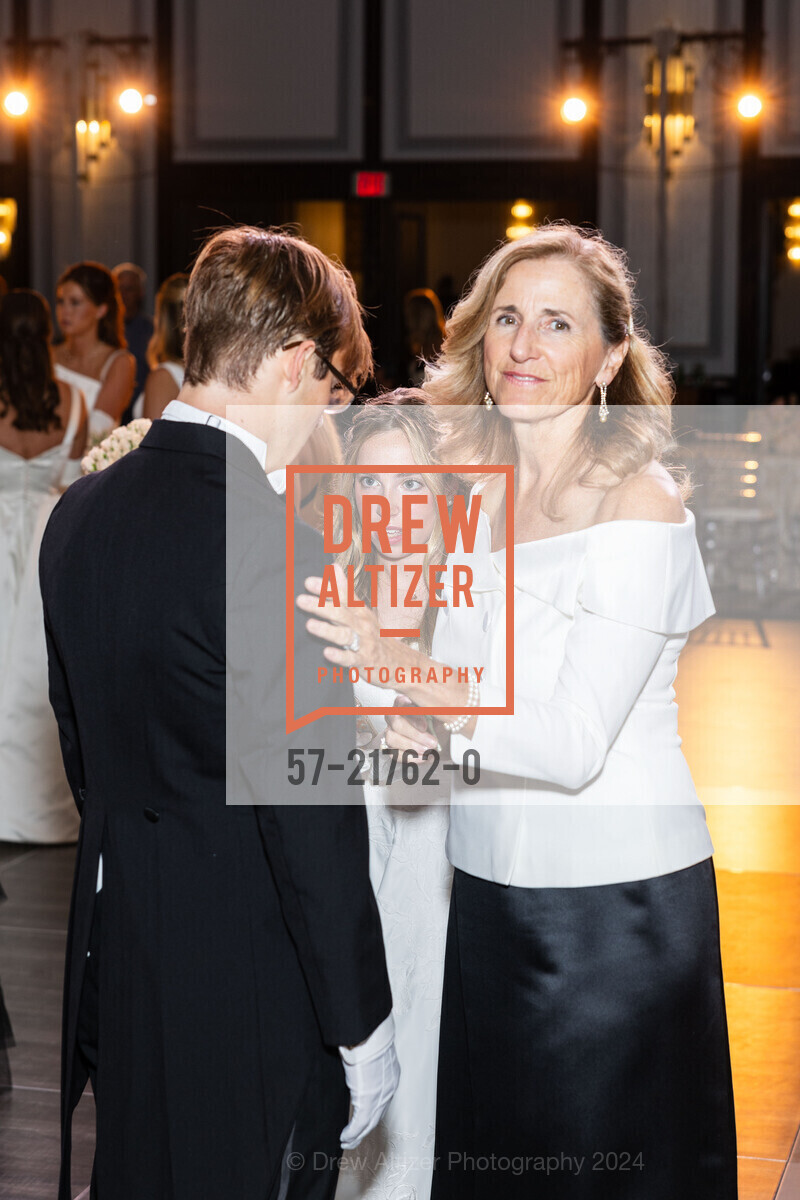 Benjamin Jones, Cecily Wolcott Brettkelly, CPMC Debutante Ball 2024, The Westin St. Francis San Francisco on Union Square. 335 Powell St, SF, CA 94102 US, June 15th, 2024, Photo #57-21762-0 Benjamin Jones, Cecily Wolcott Brettkelly, Photo #57-21762-0