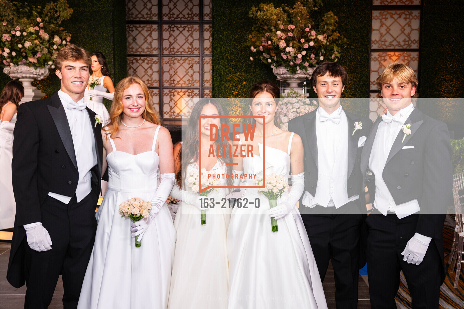 Andrew Sams, Riley Sloan Peterson, Sophia Grace Barker, Reilly Elizabeth Helmer, James Burke, Pierce Anson St. Geme, Photo #163-21762-0