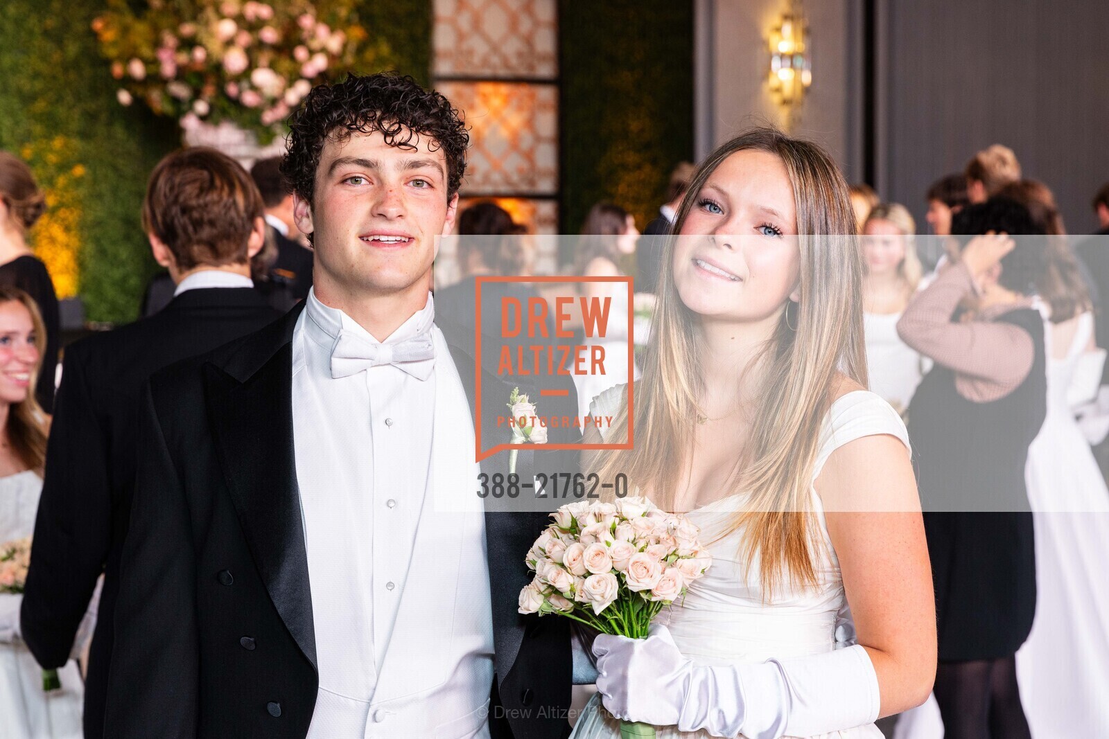 Nicholas Martin, Mitchell Fay Ladd, CPMC Debutante Ball 2024, The Westin St. Francis San Francisco on Union Square. 335 Powell St, SF, CA 94102 US, June 15th, 2024, Photo #388-21762-0 Nicholas Martin, Mitchell Fay Ladd, Photo #388-21762-0