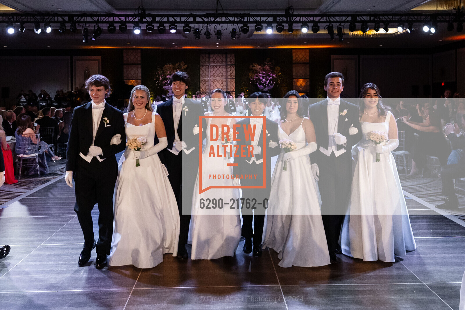 Henry Walling Martin, Elzabeth Bladen Hawthornthwaite, Elliot Hunter Chung, Langan Genevieve Garrett, Samuel Lee, Gracie Pearl Felsenthal, William John Gorman III, Elizabeth Sophia Gorman, CPMC Debutante Ball 2024, The Westin St. Francis San Francisco on Union Square. 335 Powell St, SF, CA 94102 US, June 15th, 2024, Photo #6290-21762-0 Henry Walling Martin, Elzabeth Bladen Hawthornthwaite, Elliot Hunter Chung, Langan Genevieve Garrett, Samuel Lee, Gracie Pearl Felsenthal, William John Gorman III, Elizabeth Sophia Gorman, Photo #6290-21762-0