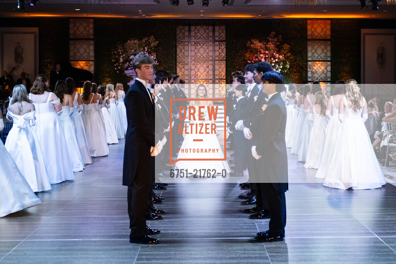 Madison Elizabeth Armstrong, CPMC Debutante Ball 2024, The Westin St. Francis San Francisco on Union Square. 335 Powell St, SF, CA 94102 US, June 15th, 2024, Photo #6751-21762-0 Madison Elizabeth Armstrong, Photo #6751-21762-0