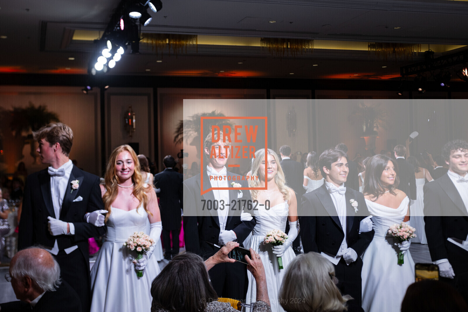 Andrew Sams, Riley Sloan Peterson, Sophian Lovato, Elsa Maureen Nagel Holscher, William Armstrong, Alexandra Grace Nazzal, CPMC Debutante Ball 2024, The Westin St. Francis San Francisco on Union Square. 335 Powell St, SF, CA 94102 US, June 15th, 2024, Photo #7003-21762-0 Andrew Sams, Riley Sloan Peterson, Sophian Lovato, Elsa Maureen Nagel Holscher, William Armstrong, Alexandra Grace Nazzal, Photo #7003-21762-0
