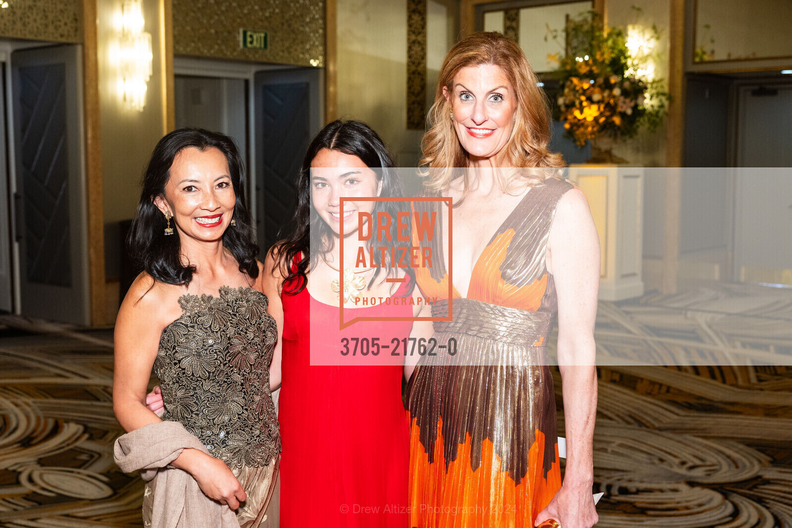 Ria Mendoza, Lola Clemens, Katherine Calvert, CPMC Debutante Ball 2024, The Westin St. Francis San Francisco on Union Square. 335 Powell St, SF, CA 94102 US, June 15th, 2024, Photo #3705-21762-0 Ria Mendoza, Lola Clemens, Katherine Calvert, Photo #3705-21762-0