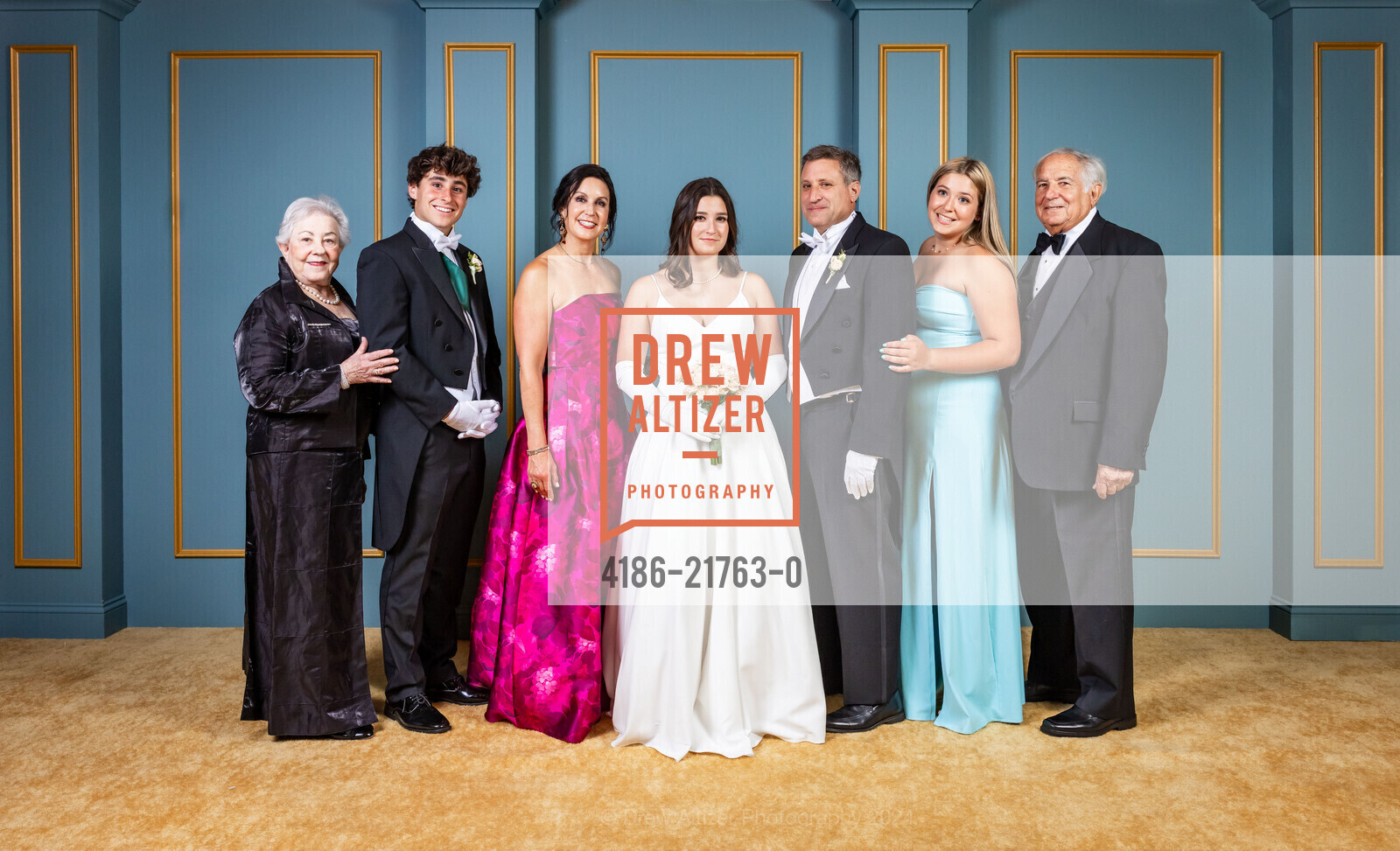 Judy Weiss Yecies, Nate Felsenthal, Amy Felsenthal, Gracie Pearl Felsenthal, Marty Felsenthal, Lucy Felsenthal, Alan Weiss, Debutante Ball Portraits 2024, The Westin St. Francis. 355 Powell Street, June 15th, 2024, Photo #4186-21763-0 Judy Weiss Yecies, Nate Felsenthal, Amy Felsenthal, Gracie Pearl Felsenthal, Marty Felsenthal, Lucy Felsenthal, Alan Weiss, Photo #4186-21763-0