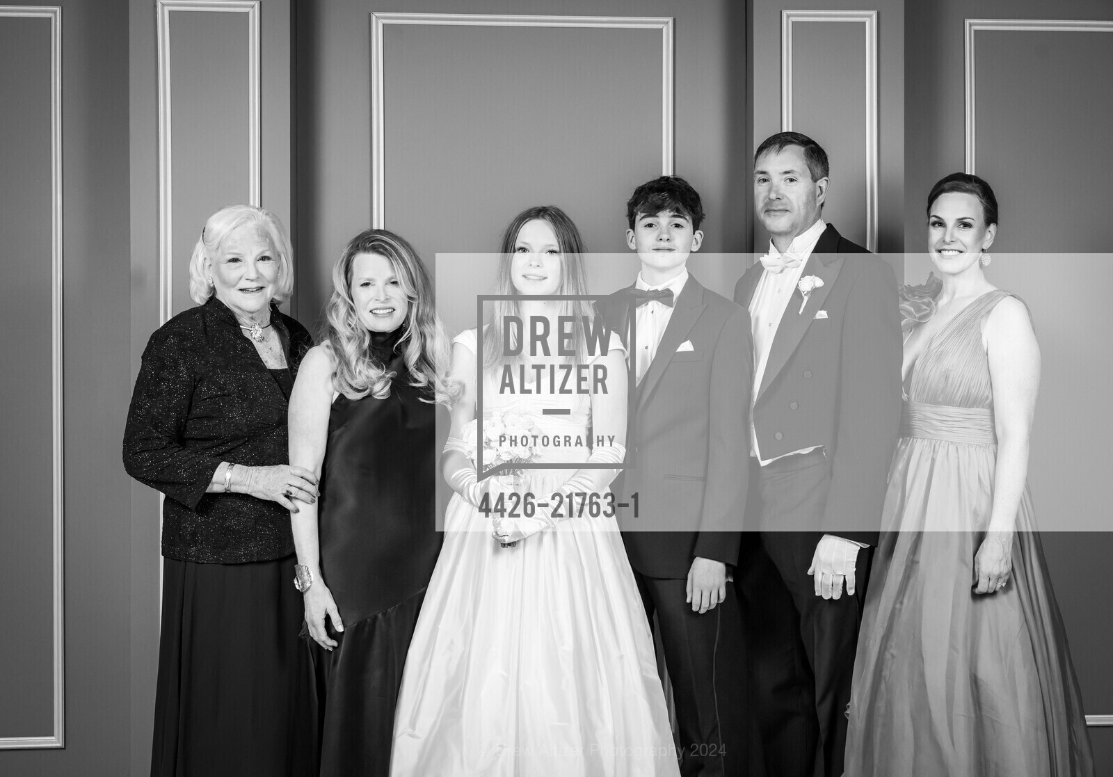 Kathleen Ladd, Katherine Ladd, Mitchell Fay Ladd, Alex Ladd, Mason Ladd, Martina Ladd, Debutante Ball Portraits 2024, The Westin St. Francis. 355 Powell Street, June 15th, 2024, Photo #4426-21763-1 Kathleen Ladd, Katherine Ladd, Mitchell Fay Ladd, Alex Ladd, Mason Ladd, Martina Ladd, Photo #4426-21763-1