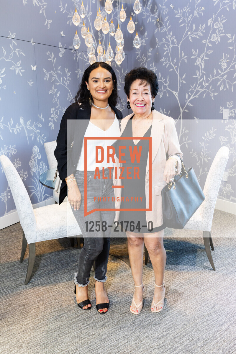 Leslie Raygoza, Alice DeLuna, Photo #1258-21764-0