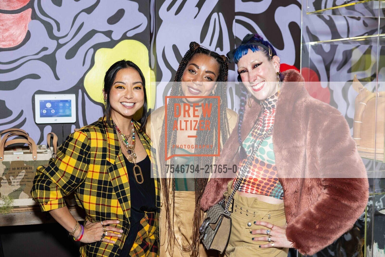 Noz Nozawa, Carmen Smith, Alicia Herlehy, Noz Nozawa x Corbett Lighting Launch, Noz Design. 657 Fillmore St, SF, CA 94117 US, June 20th, 2024, Photo #7546794-21765-0 Noz Nozawa, Carmen Smith, Alicia Herlehy, Photo #7546794-21765-0