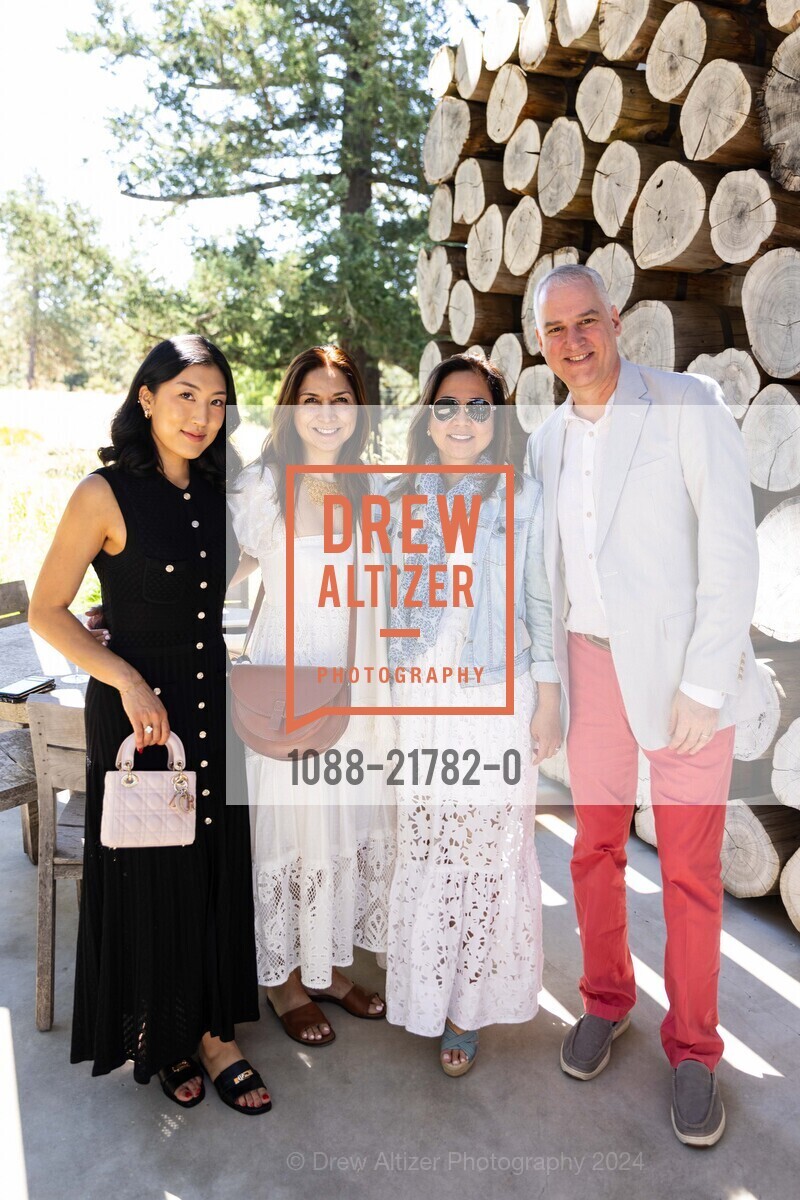 Stephanie Chung, Adriana Herrera, Kim Hastie, Tim Welch, Photo #1088-21782-0