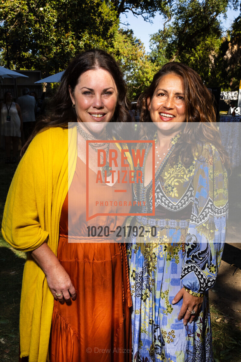 Alicia Mora, Lili Shariati, Photo #1020-21792-0