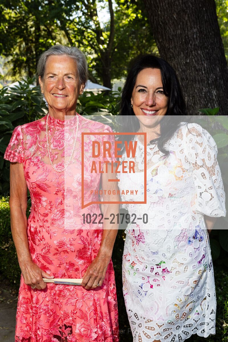 Janet Effland, Tori Schneider, Vocal Fantastique at Charles Krug for Festival Napa Valley 2024, Charles Krug. 2800 Main St, July 20th, 2024, Photo #1022-21792-0 Janet Effland, Tori Schneider, Photo #1022-21792-0