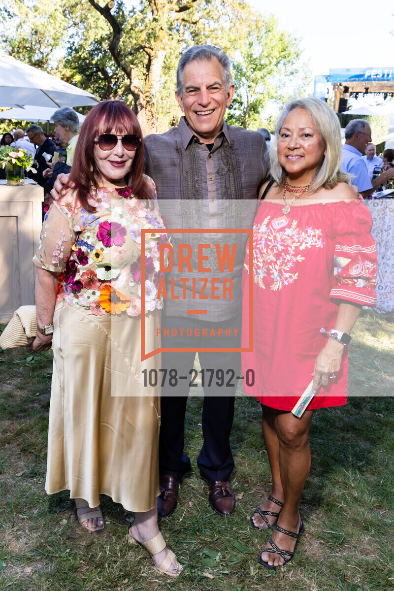 Valerie Evans, Mark Triska, Maria Triska, Vocal Fantastique at Charles Krug for Festival Napa Valley 2024, Charles Krug. 2800 Main St, July 20th, 2024, Photo #1078-21792-0 Valerie Evans, Mark Triska, Maria Triska, Photo #1078-21792-0