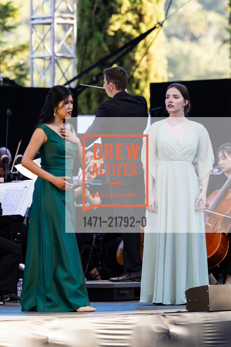 Stephanie Chee, Zach Salsburg-Frank, Leah Finn, Vocal Fantastique at Charles Krug for Festival Napa Valley 2024, Charles Krug. 2800 Main St, July 20th, 2024, Photo #1471-21792-0 Stephanie Chee, Zach Salsburg-Frank, Leah Finn, Photo #1471-21792-0