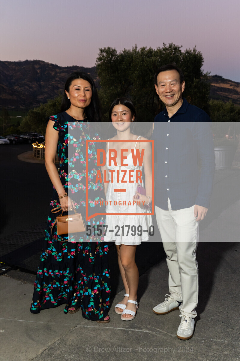 Sally Yu, Serena Shen, Jeff Shen, Photo #5157-21799-0