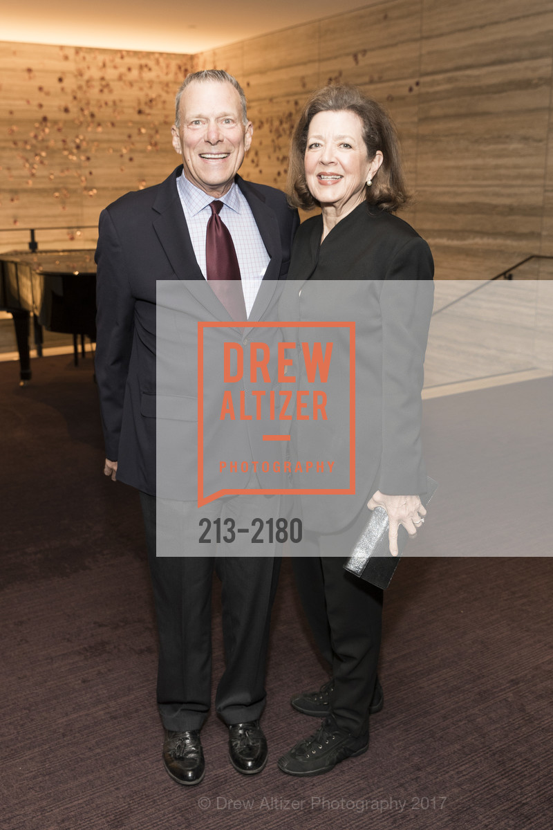 David Gockley, Linda Kemper, San Francisco Opera - President's Dinner 2017, St. Regis, Gallery Ballroom. 125 Third St. SF, California, May 10th, 2017, Photo #213-2180 David Gockley, Linda Kemper, Photo #213-2180