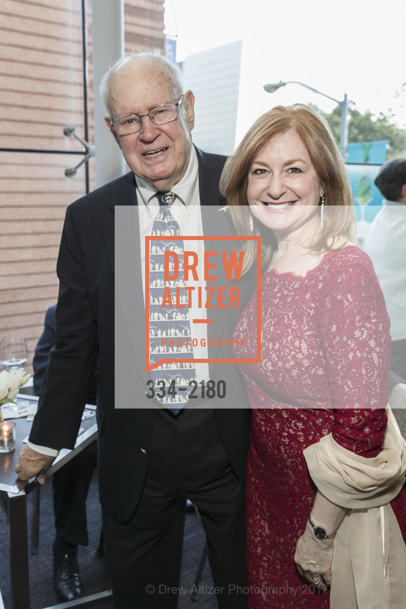 Reid Dennis, Deborah Banks, San Francisco Opera - President's Dinner 2017, St. Regis, Gallery Ballroom. 125 Third St. SF, California, May 10th, 2017, Photo #334-2180 Reid Dennis, Deborah Banks, Photo #334-2180