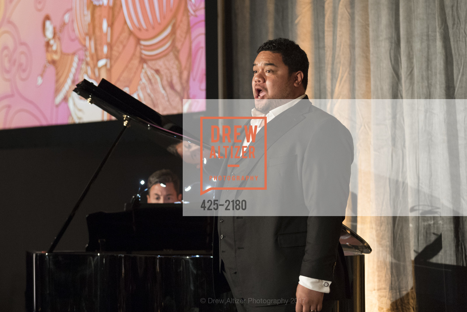 Performance, San Francisco Opera - President's Dinner 2017, St. Regis, Gallery Ballroom. 125 Third St. SF, California, May 10th, 2017, Photo #425-2180 Performance, Photo #425-2180
