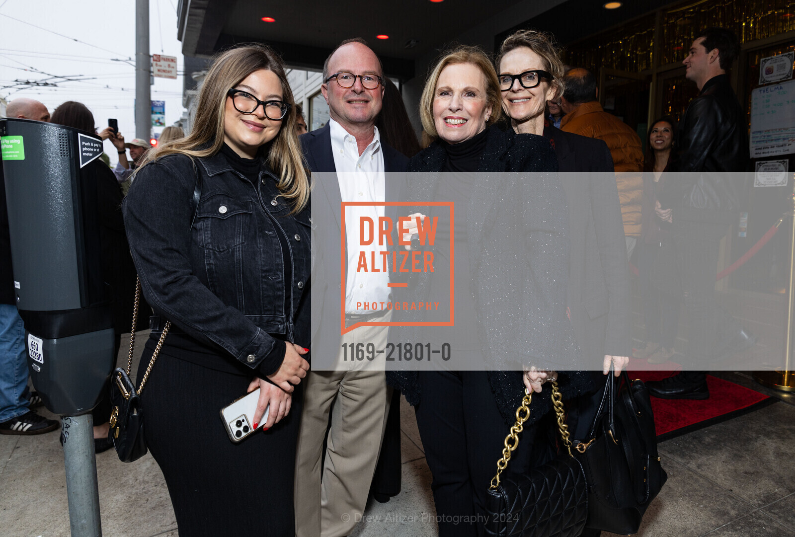 Alessandra Scafani, Michael Scafani, Cheryl Seckols, Dee Dee Levy, Photo #1169-21801-0