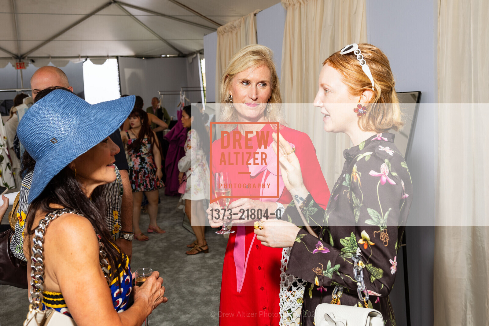 Alison Mauzé, Hannah Barr, Oscar de la Renta and Saks Fifth Avenue host Fashion Show benefitting The League to Save Lake Tahoe, Private Residence, August 4th, 2024, Photo #1373-21804-0 Alison Mauzé, Hannah Barr, Photo #1373-21804-0
