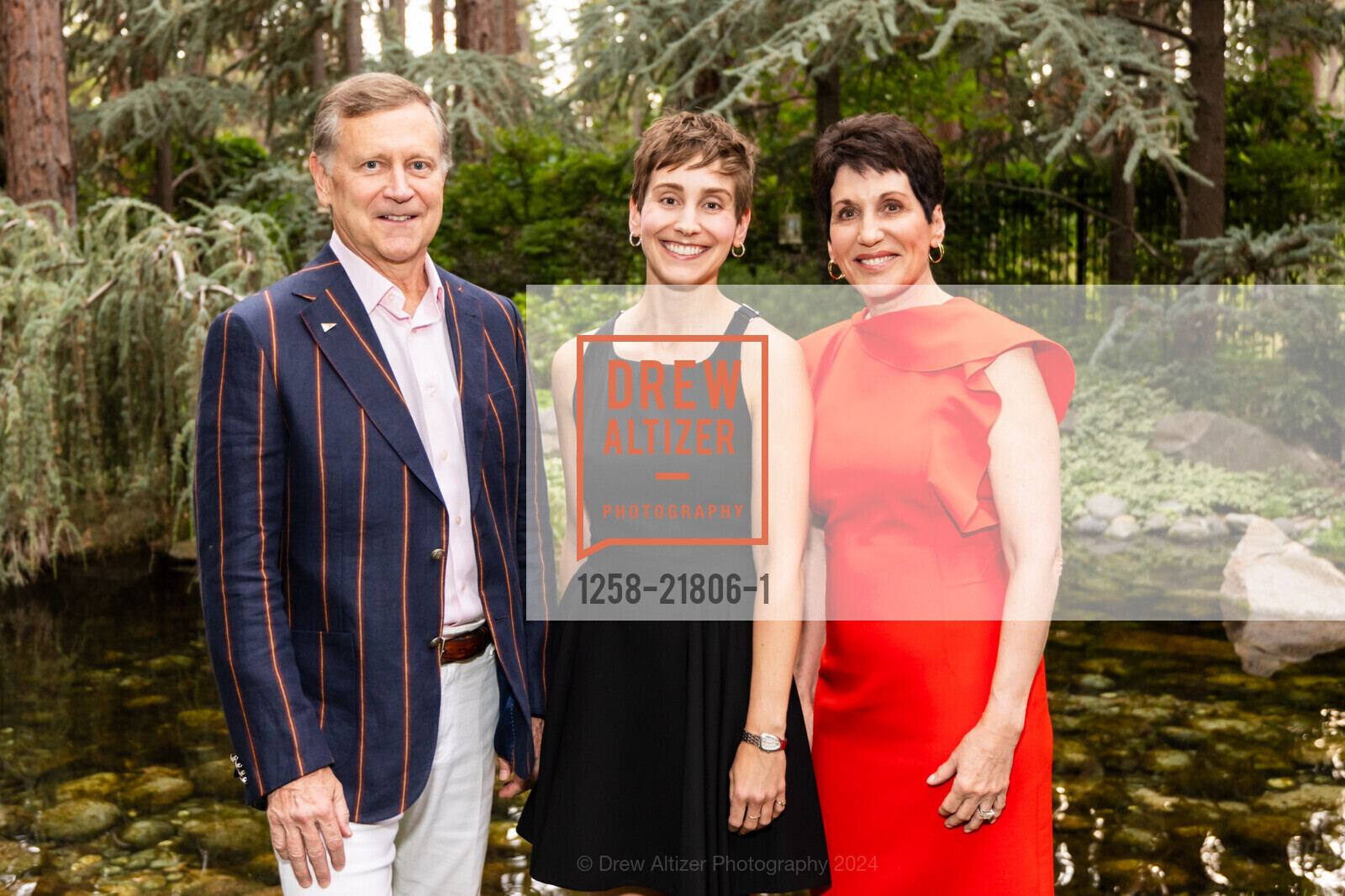 Nick Harris, Katherine Harris, Ellen Harris, The League to Save Lake Tahoe hosts Pre-Fashion Show Reception, Private Residence, August 2nd, 2024, Photo #1258-21806-1 Nick Harris, Katherine Harris, Ellen Harris, Photo #1258-21806-1