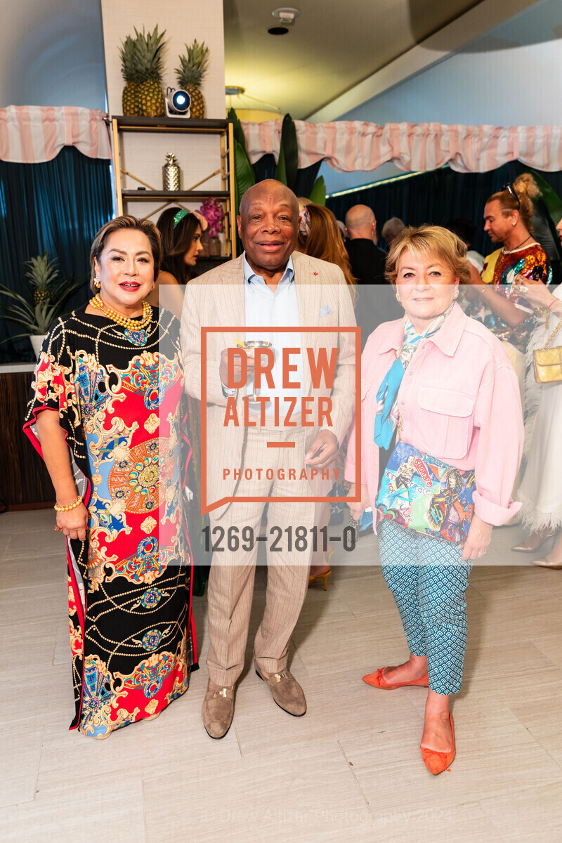 Lin Huber, Willie Brown, Marie-Christine Kollock, Aubrey Brewster's Palm Royale: A Scandalous Luncheon, The Rotunda. 150 Stockton St, August 17th, 2024, Photo #1269-21811-0 Lin Huber, Willie Brown, Marie-Christine Kollock, Photo #1269-21811-0