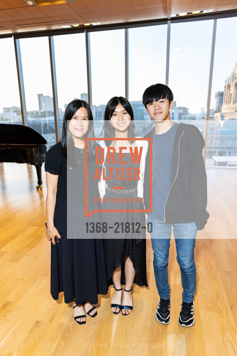 Not Marika, Kylie Chiu, Riley Chu, A Summer Night with ArtSmart at the San Francisco Conservatory of Music and Uccello with Michael Fabiano and Friends, San Francisco Conservatory of Music. 200 Van Ness Avenue, August 21st, 2024, Photo #1368-21812-0 Not Marika, Kylie Chiu, Riley Chu, Photo #1368-21812-0