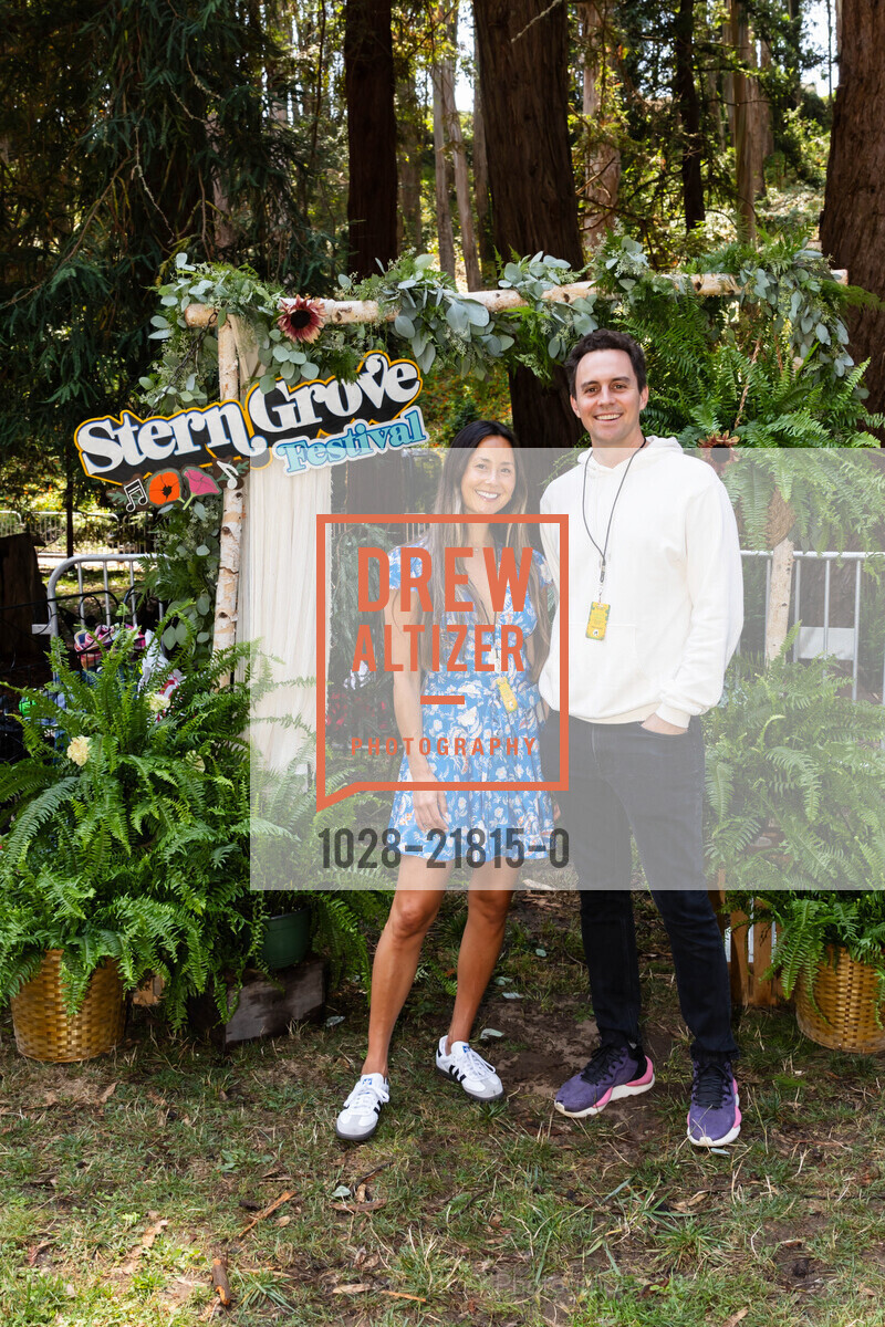 Lauren Whatley, Ben Bologna, Sylvan Esso and Poolside perform at Stern Grove Festival's BIG PICNIC 2024 Day 1, Sigmund Stern Recreation Grove. 2750 19th Ave, August 24th, 2024, Photo #1028-21815-0 Lauren Whatley, Ben Bologna, Photo #1028-21815-0