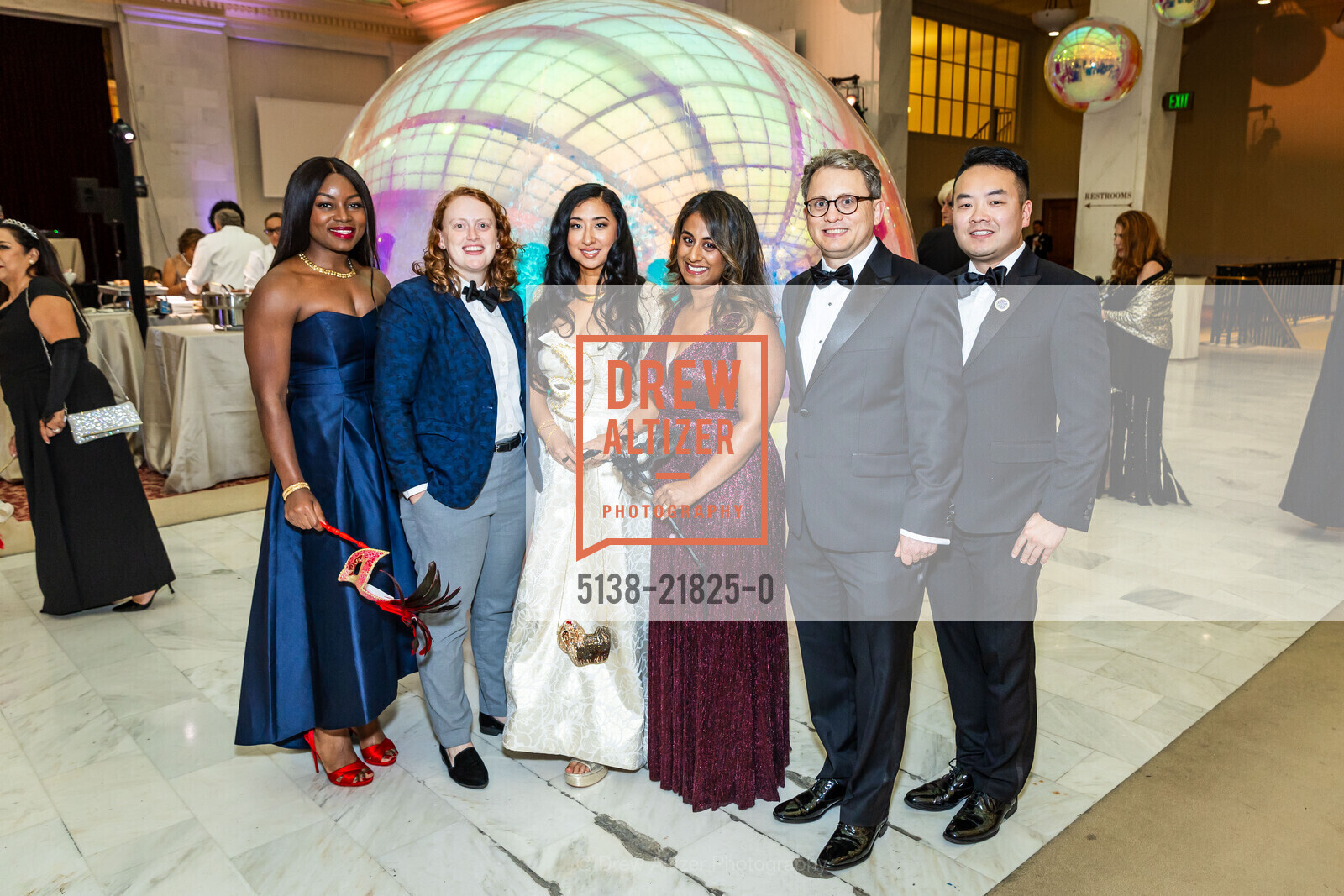 Iyobosa Bello-Asemota, Martha Ferguson, Lilian Tsai, Abi Kandasamy, Dan Epstein, Omar Guo, Photo #5138-21825-0