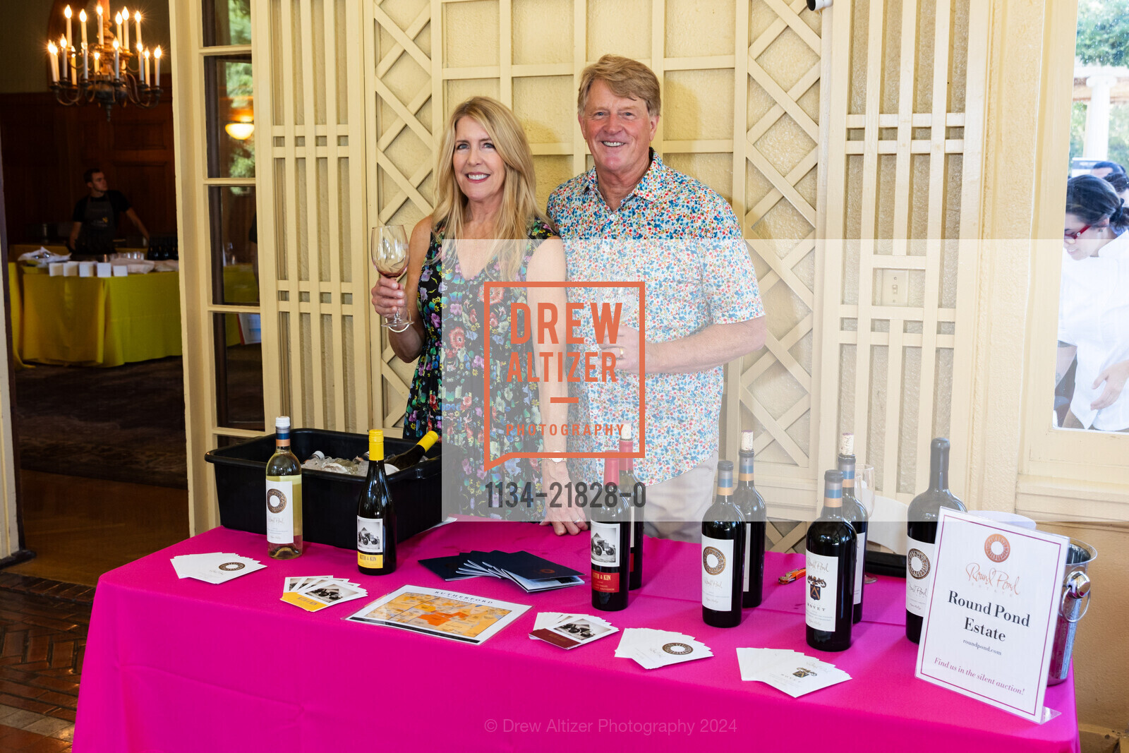 Karen Ferro, Brent Ferro, Montalvo Arts Center Food & Wine Classic 2024, Montalvo Arts Center. 15400 Montalvo Road, September 8th, 2024, Photo #1134-21828-0 Karen Ferro, Brent Ferro, Photo #1134-21828-0