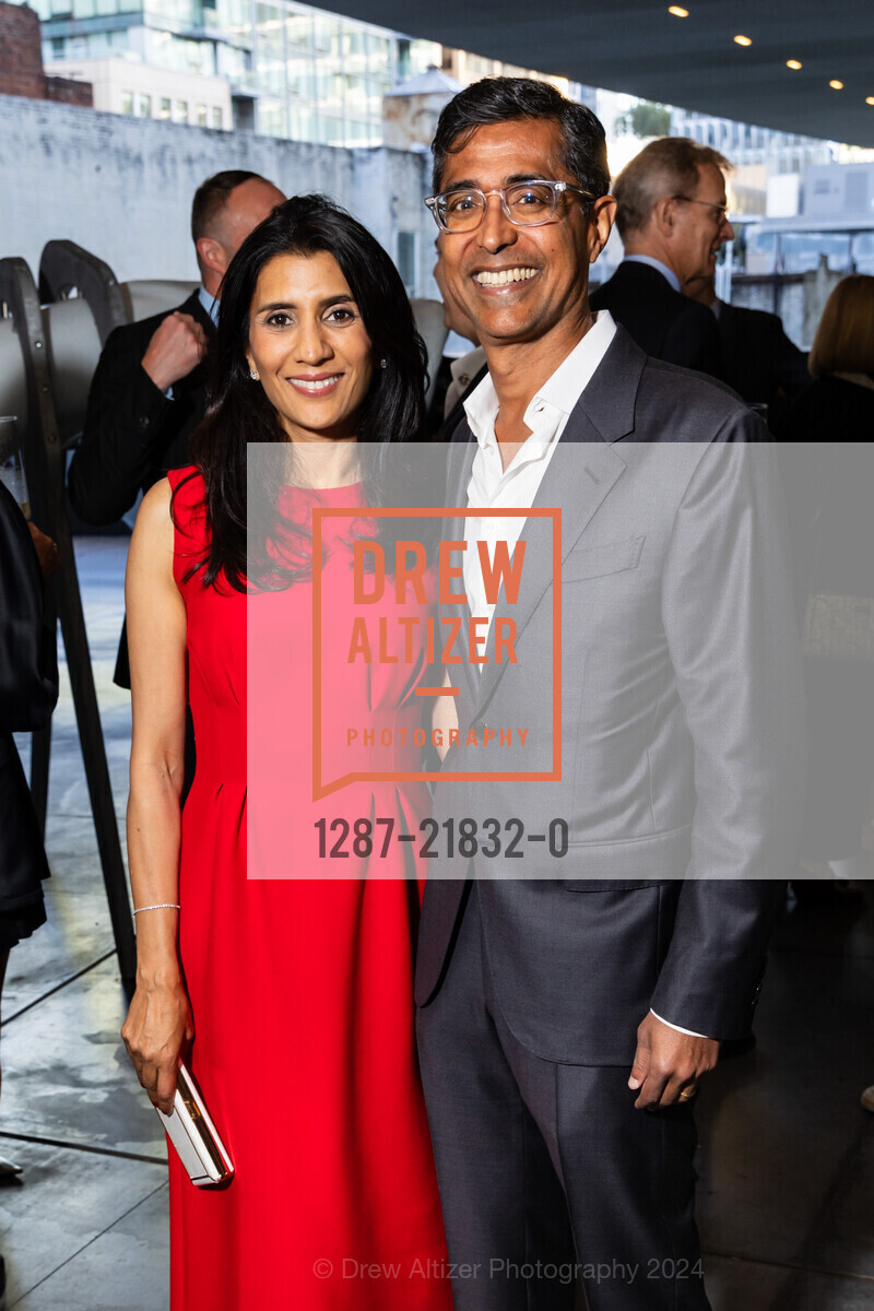 Alka Agrawal, Ravin Agrawal, SF MOMA’s 2024 Director's Dinner with Sarah Sze, SF MOMA. Third and New Montgomery Street, September 11th, 2024, Photo #1287-21832-0 Alka Agrawal, Ravin Agrawal, Photo #1287-21832-0